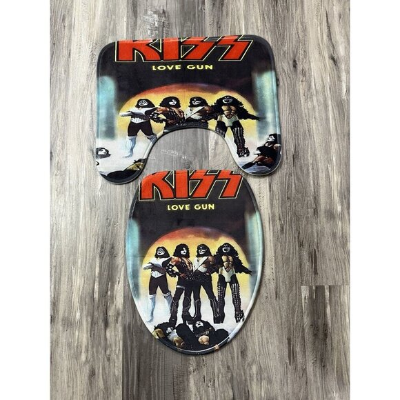 New KISS "Love Gun" Themed Bathroom Set Toilet Cover & Rug RARE Decor Rock Music - Picture 1 of 6